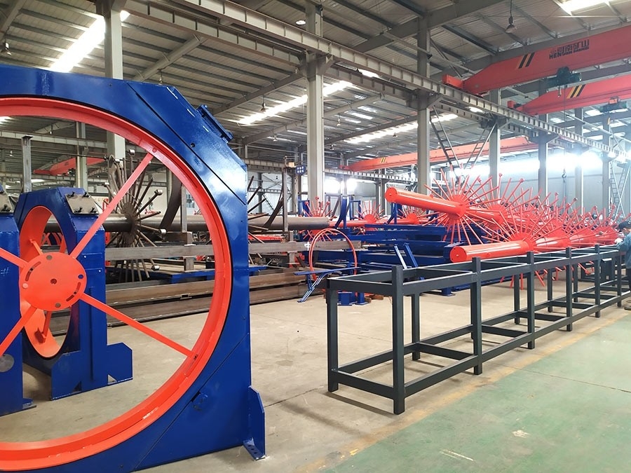 在橋梁施工中，為什么越來越多的人選擇使用鋼筋籠滾焊機(jī)？